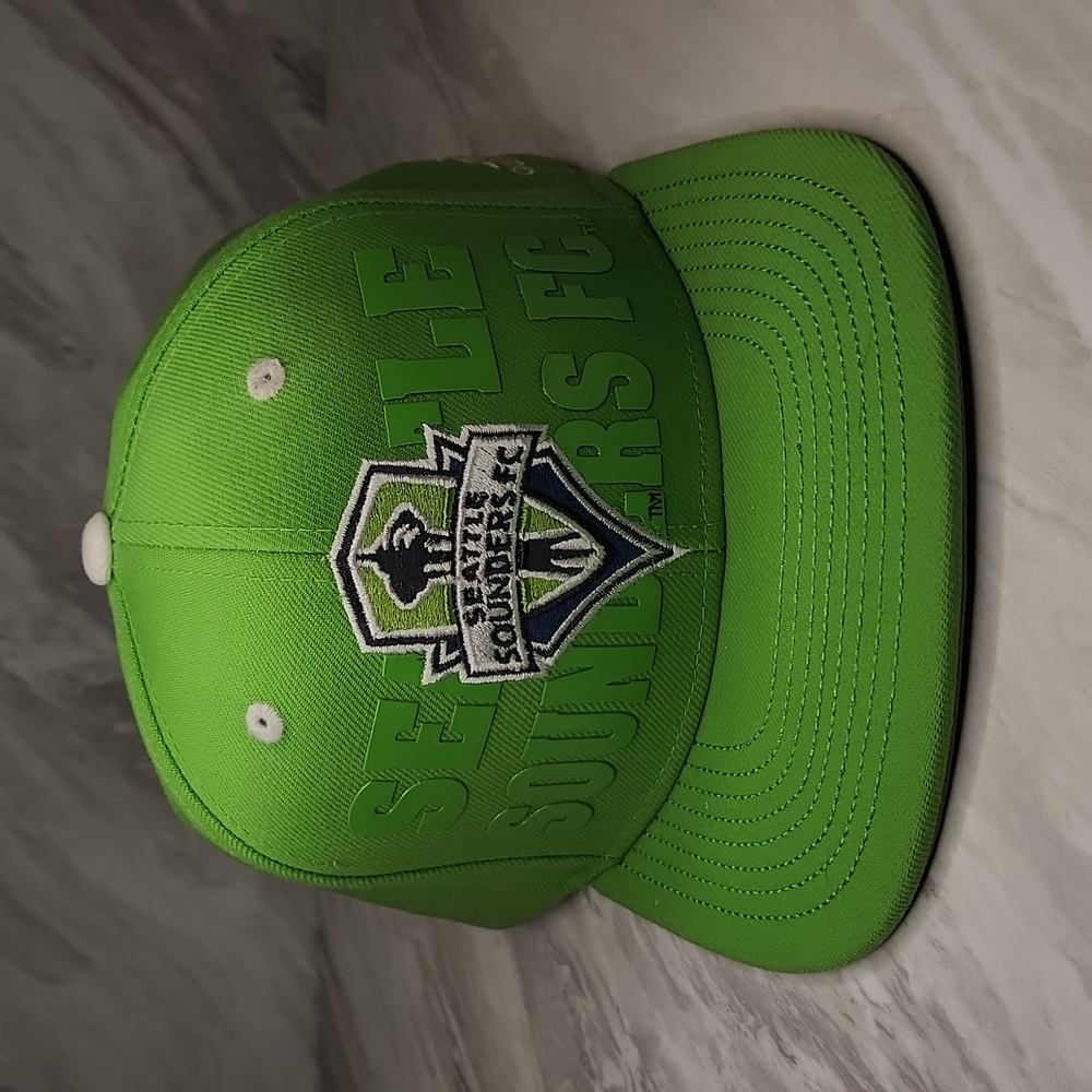 EUC Adidas Seattle Sounders FC Hat